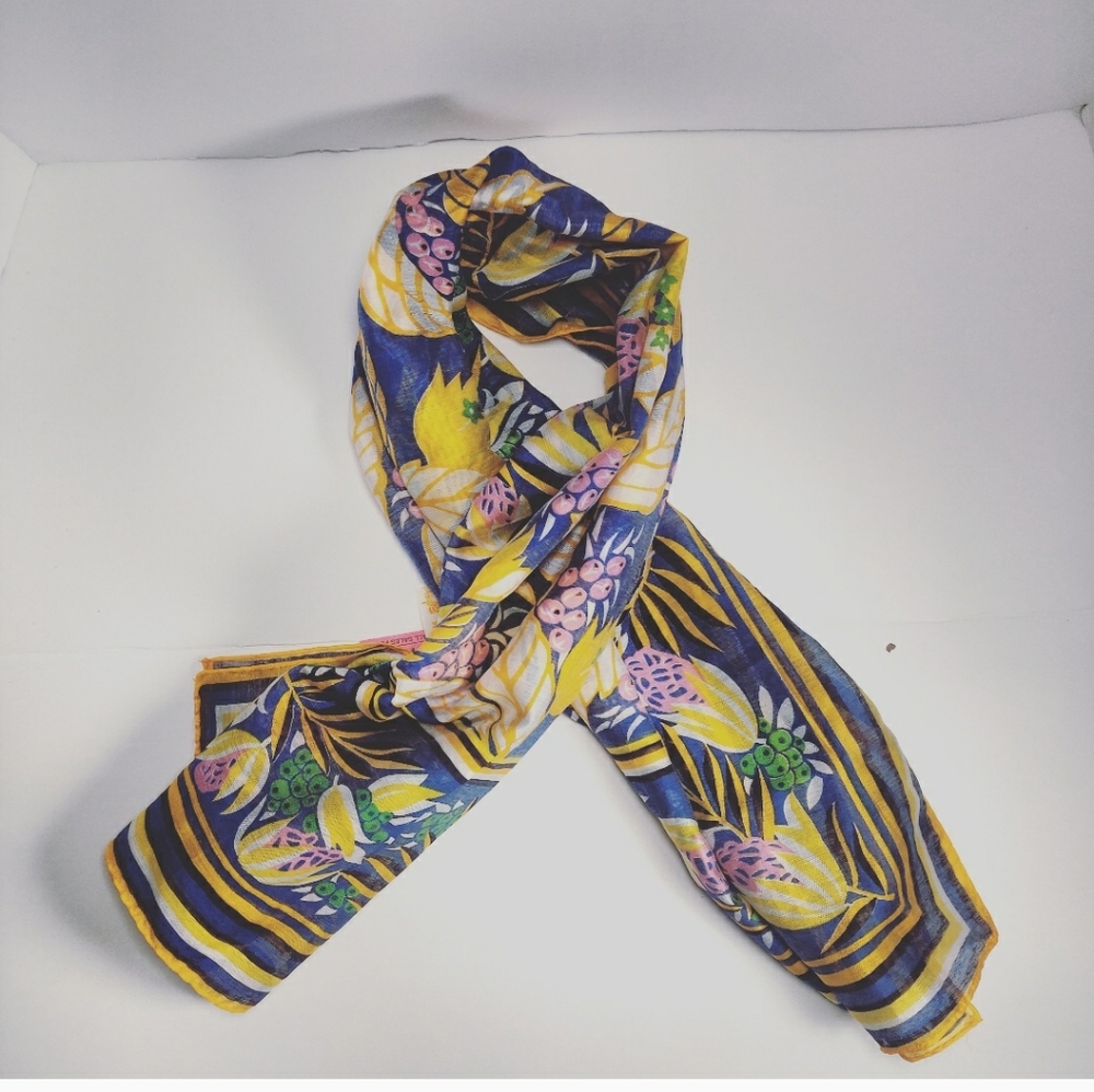Scarf